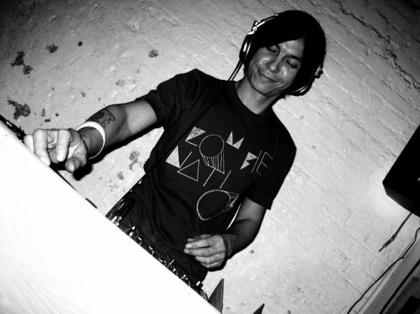 DJ YOUNGLEE