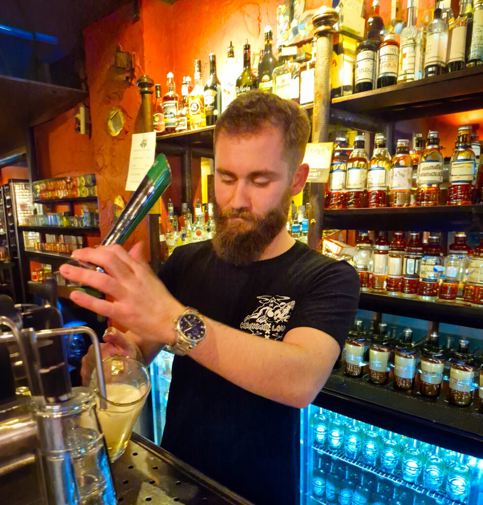Bar staff wanted at Kashmir Lounge Amsterdam